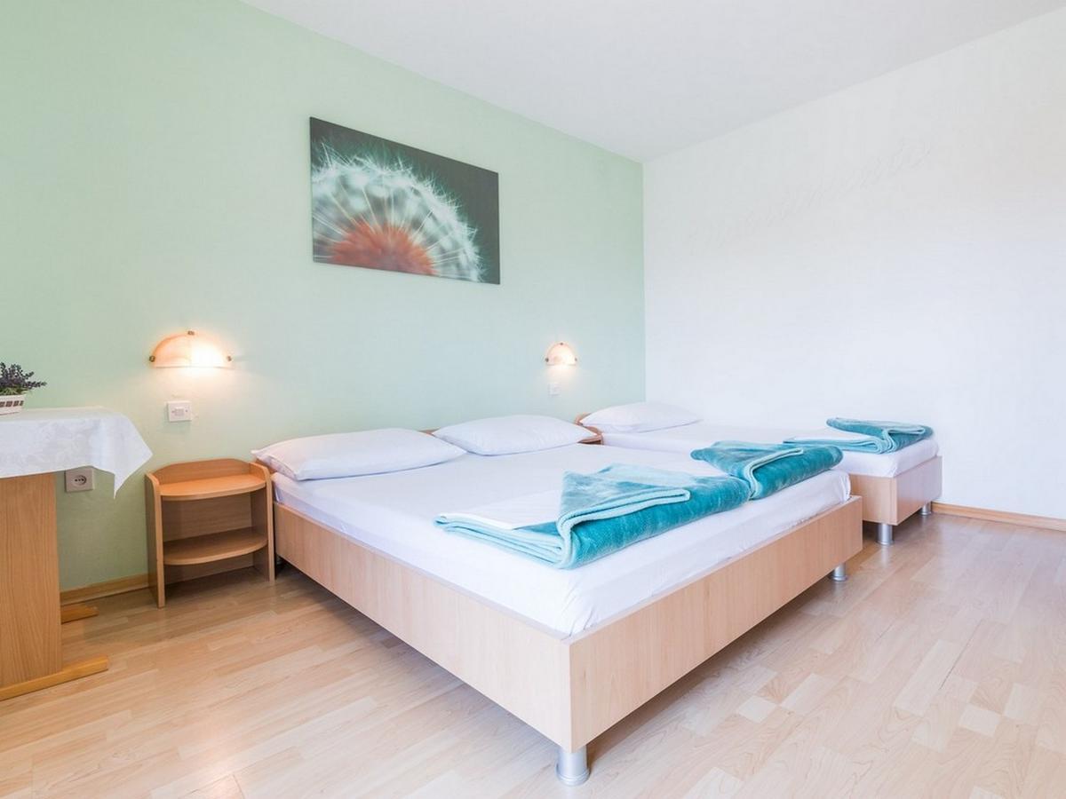 Apartments & Rooms Nikica บัชกา ภายนอก รูปภาพ